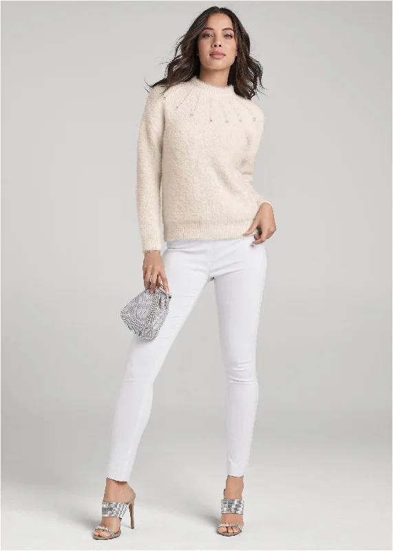 Embellished eyelash sweater - White