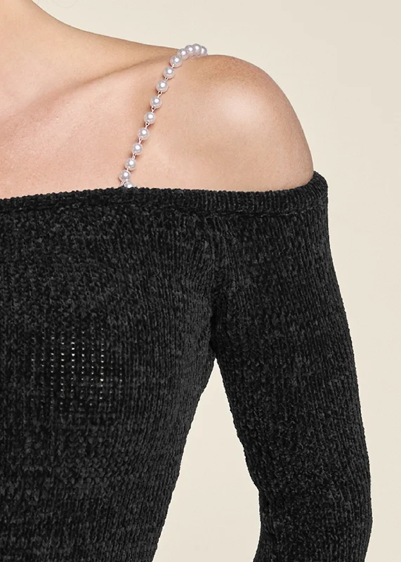 Off shoulder pearl strap chenille sweater - Black