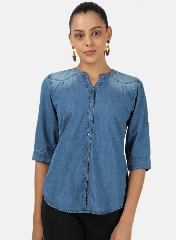 Womens Blue Light Wash Top