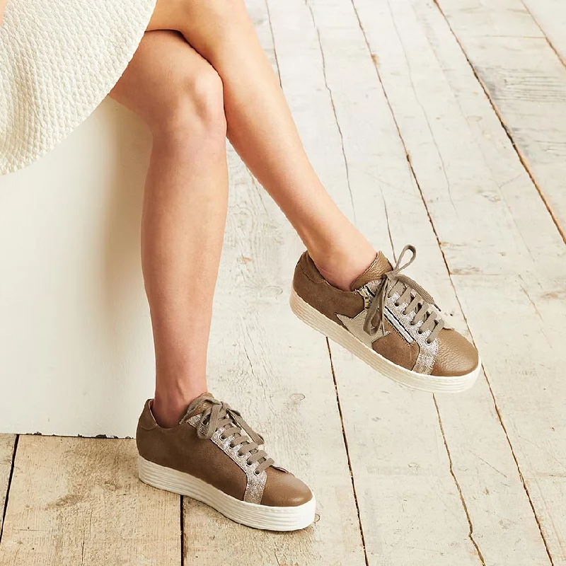 Star: Taupe Leather & Suede