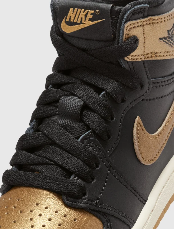 AIR JORDAN 1 RETRO HIGH OG ""BLACK/METALLIC GOLD/SAIL"" PS