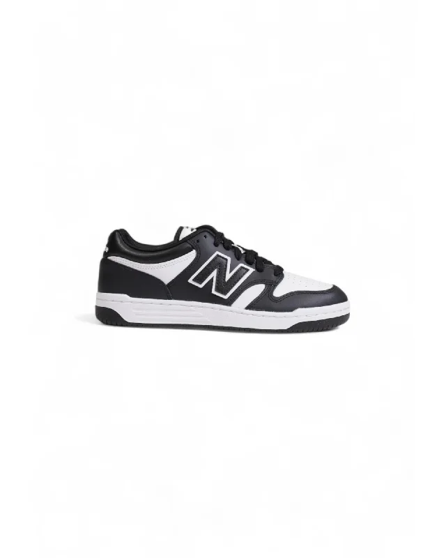 New Balance Sporty Black Sneakers with Rubber Sole and Leather Lining