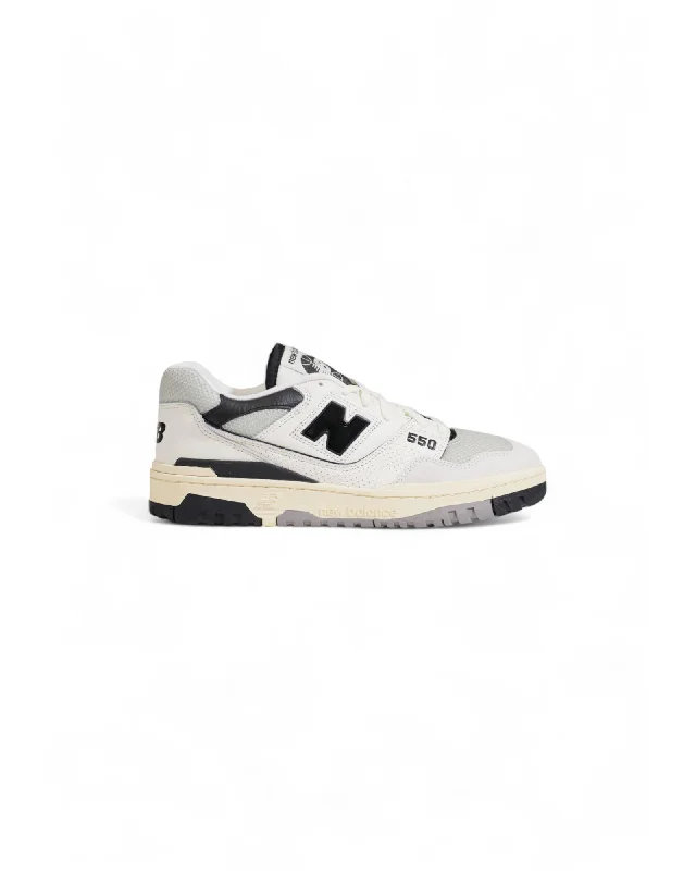 New Balance Sporty Black Rubber Sole Sneakers with Laces