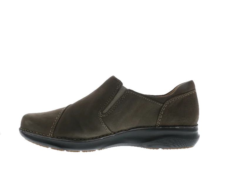 Clarks Appley Zip (Women's) - Taupe Nubuck